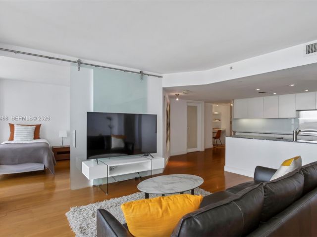 Apartment for rent  Unit #A-2740 - photo 7496234