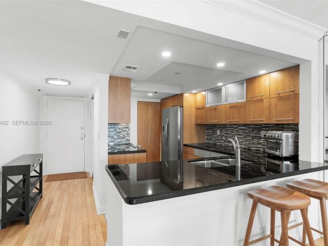 Apartment for rent  Unit #A-3137 - photo 7496197