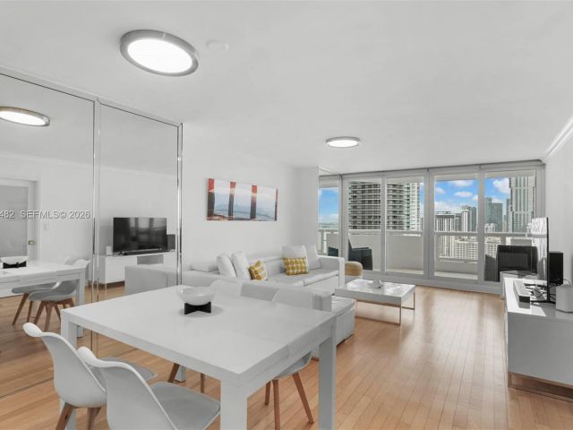 Apartment for rent  Unit #A-3137 - photo 7496199