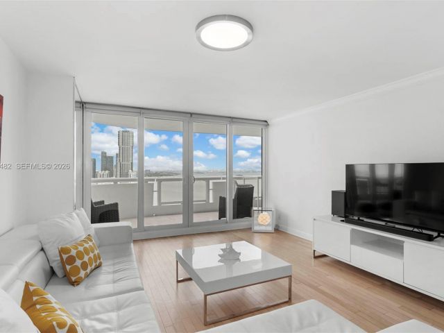 Apartment for rent  Unit #A-3137 - photo 7496202