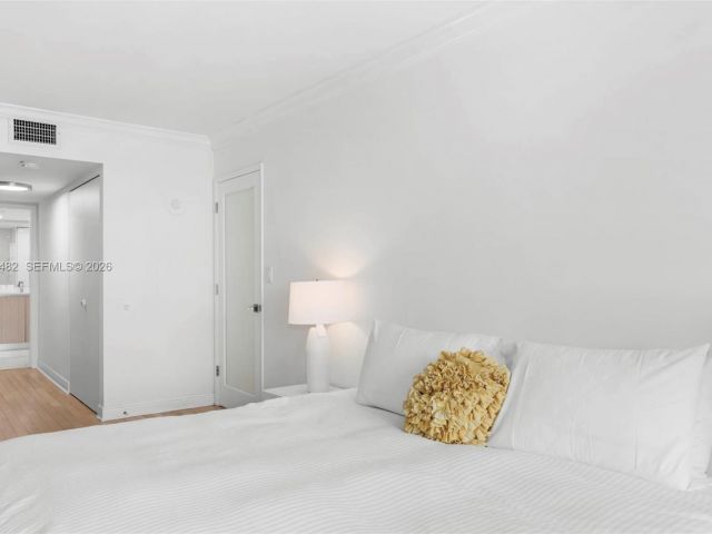 Apartment for rent  Unit #A-3137 - photo 7496204