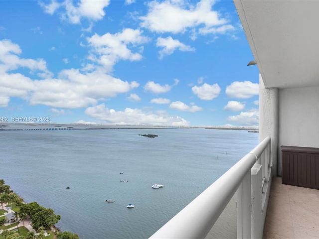 Apartment for rent  Unit #A-3137 - photo 7496207