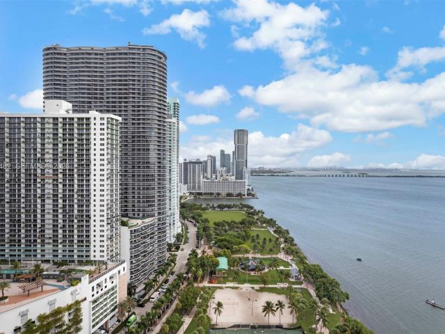 Apartment for rent  Unit #A-3137 - photo 7496208