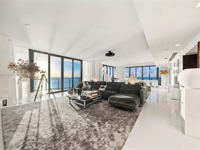 Apartment for sale  Unit #30 - photo 7494422