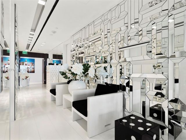 Apartment for sale  Unit #30 - photo 7494424