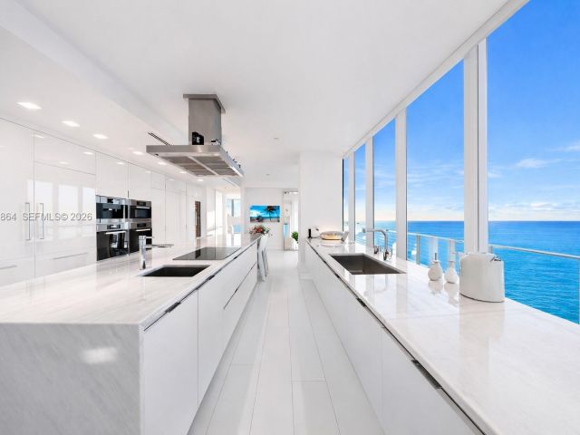 Apartment for sale  Unit #30 - photo 7494426