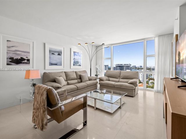 Apartment for rent  Unit #1401 - photo 7502598