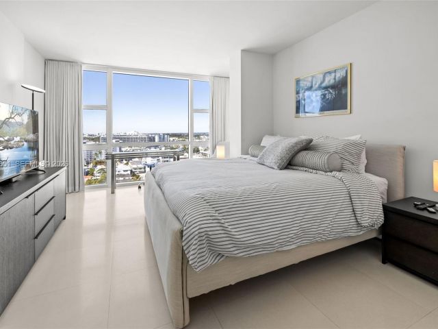 Apartment for rent  Unit #1401 - photo 7502604