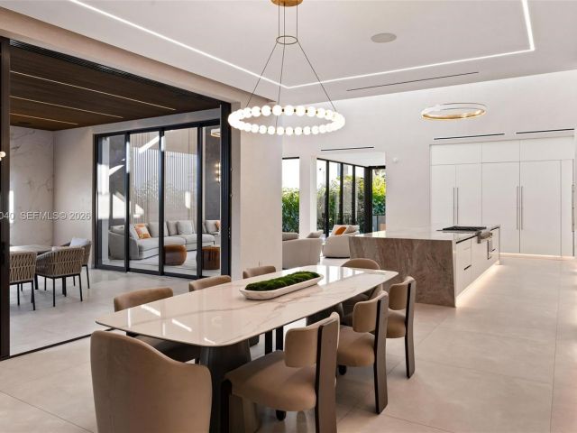 Home for sale at 723 NE 77th St - photo 7463680