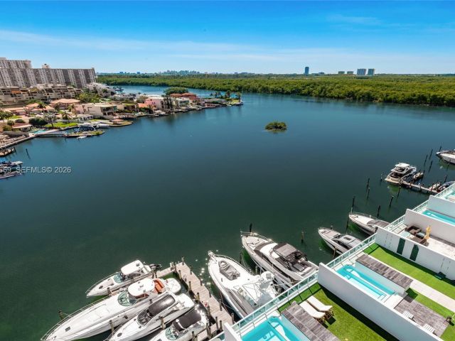 Apartment for sale  Unit #1222 SE CORNER UNIT - photo 7497125