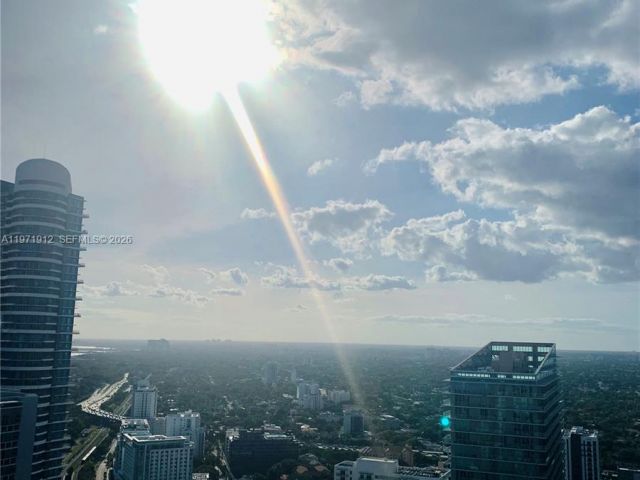 Apartment for rent  Unit #4009 - photo 7453670