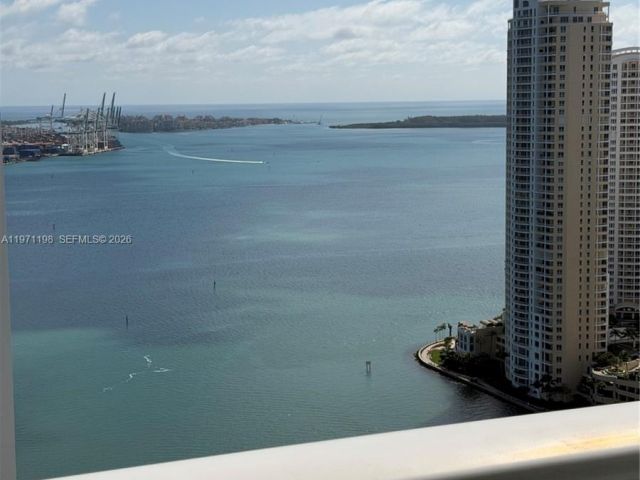 Apartment for rent  Unit #T-3314 - photo 7496403