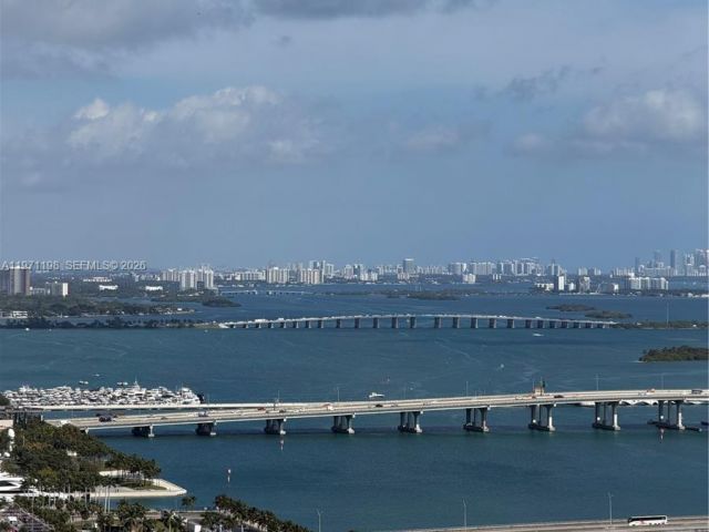 Apartment for rent  Unit #T-3314 - photo 7496404