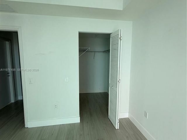 Apartment for rent  Unit #T-3314 - photo 7496415
