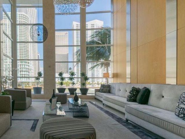 Apartment for rent  Unit #3307 - photo 7471768