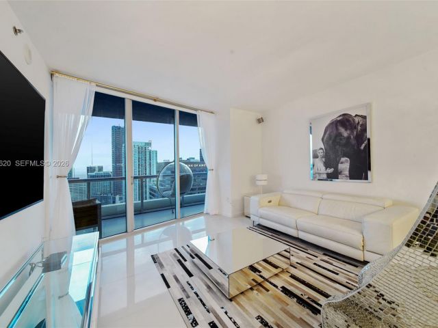 Apartment for rent  Unit #4209 - photo 7511029