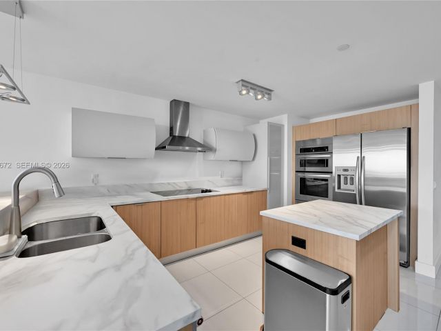 Apartment for sale  Unit #534 - photo 7502185