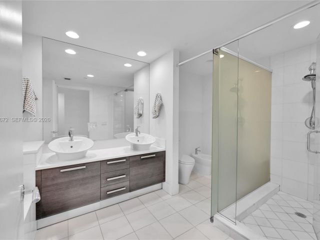 Apartment for sale  Unit #534 - photo 7502192