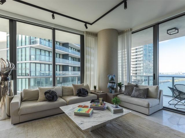 Apartment for rent  Unit #3407 - photo 7494541