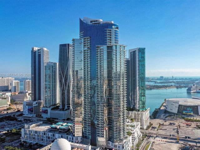 Apartment for sale  Unit #1712 - photo 7525146