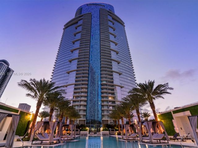 Apartment for sale  Unit #1712 - photo 7525147