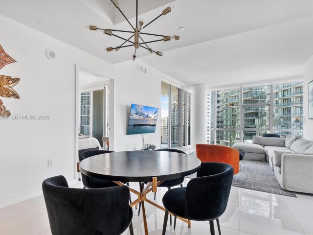 Apartment for sale  Unit #1712 - photo 7525165