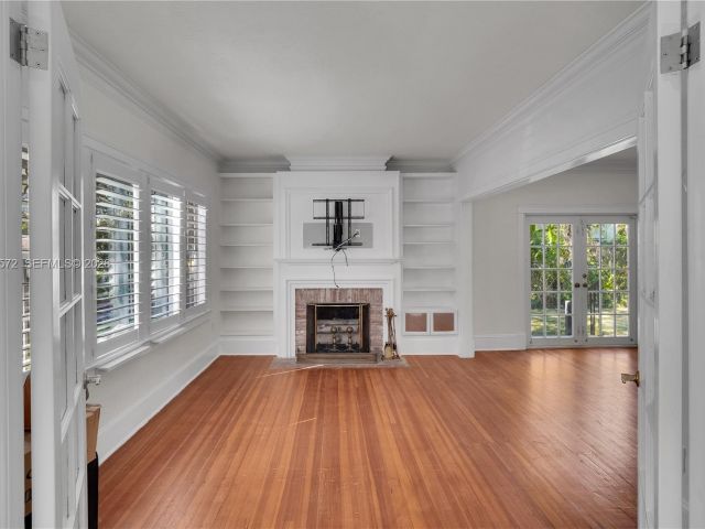 Home for rent at 603 Minorca Ave 0 - photo 7525030