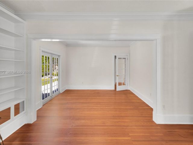 Home for rent at 603 Minorca Ave 0 - photo 7525032