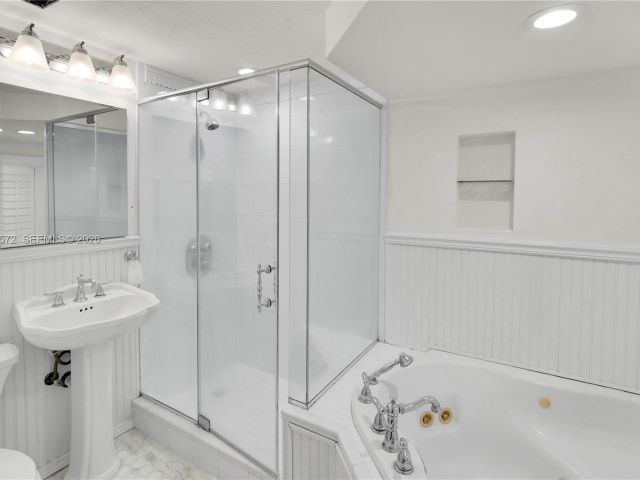 Home for rent at 603 Minorca Ave 0 - photo 7525046