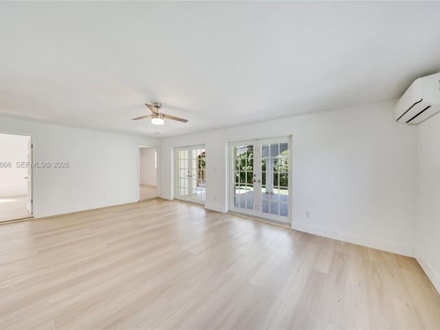 Home for rent at 9056 Emerson Ave - photo 7467208