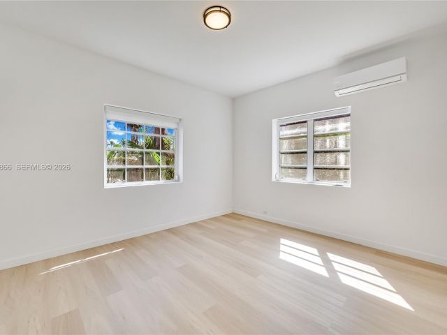 Home for rent at 9056 Emerson Ave - photo 7467212