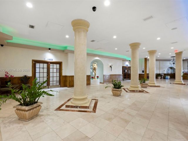 Apartment for rent  Unit #719 - photo 7470190