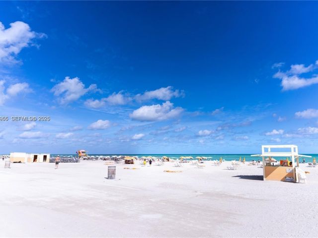 Apartment for rent  Unit #1211 - photo 7520166