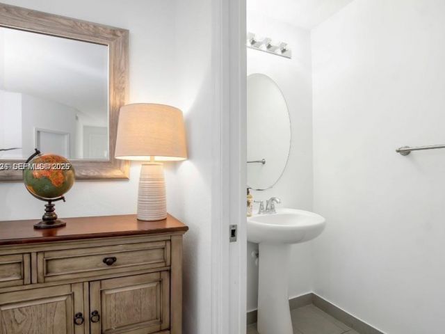 Home for sale at 3327 NW 10th Ave - photo 7535609