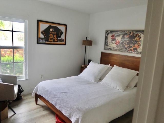 Home for sale at 5862 NW 113th Pl - photo 7486160