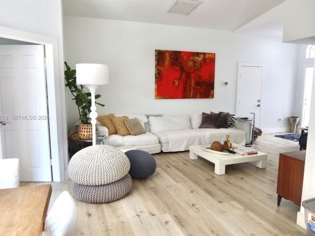 Home for rent at 5862 NW 113th Pl 5862 - photo 7486222