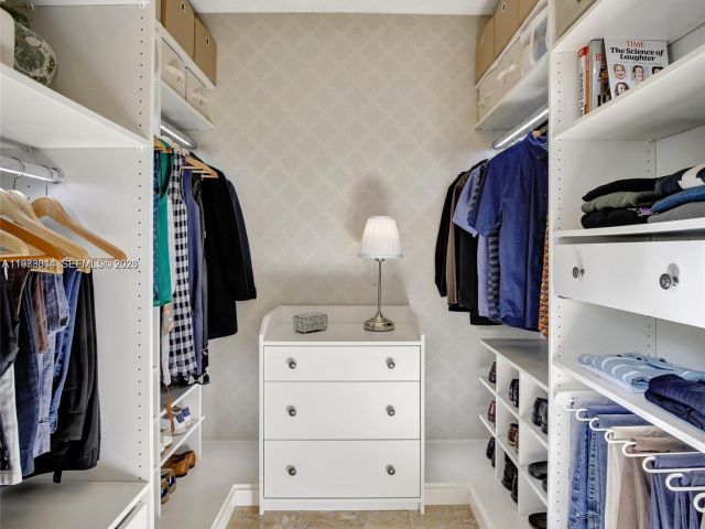 Home for rent at 5862 NW 113th Pl 5862 - photo 7486229