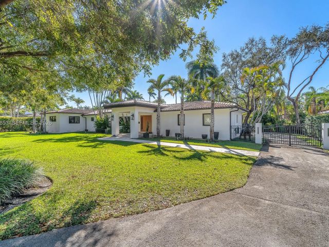 Home for sale at 1424 Algardi Ave - photo 7525538