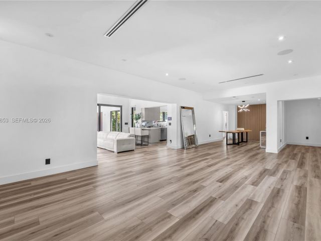 Home for sale at 1424 Algardi Ave - photo 7525544