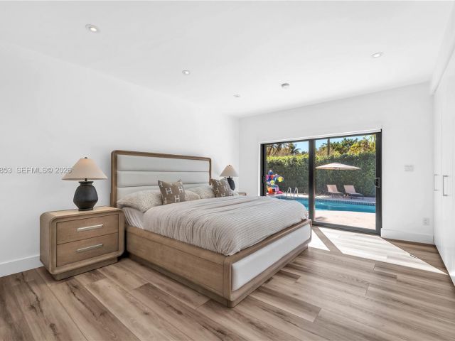 Home for sale at 1424 Algardi Ave - photo 7525548