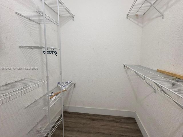 4-bedroom home for rent in Homestead - 718 SE 12th Ter . - MondialRealty