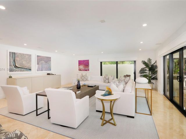 Home for rent at 7322 Vistalmar St - photo 7471601