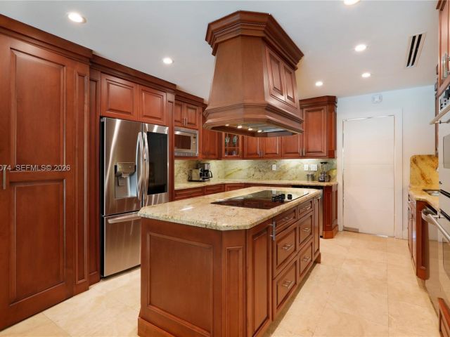 Home for rent at 7322 Vistalmar St - photo 7471603