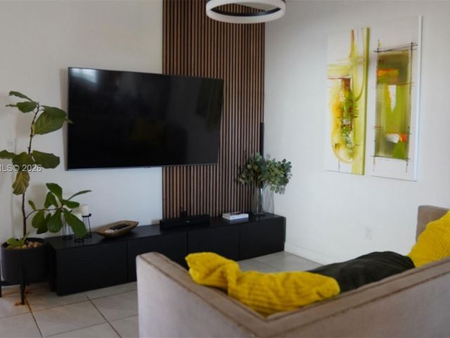 Home for rent at 549 NW 204th St - photo 7480337