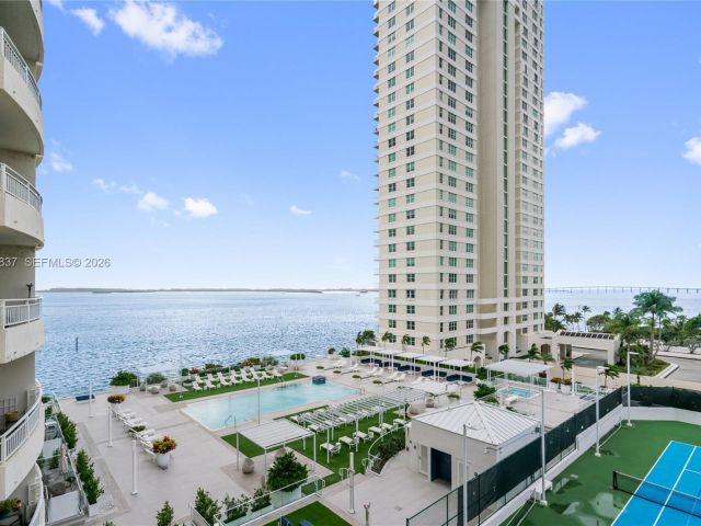 Apartment for sale  Unit #806 - photo 7479093