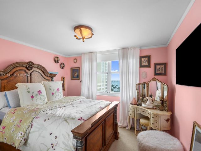 Apartment for sale  Unit #806 - photo 7479097