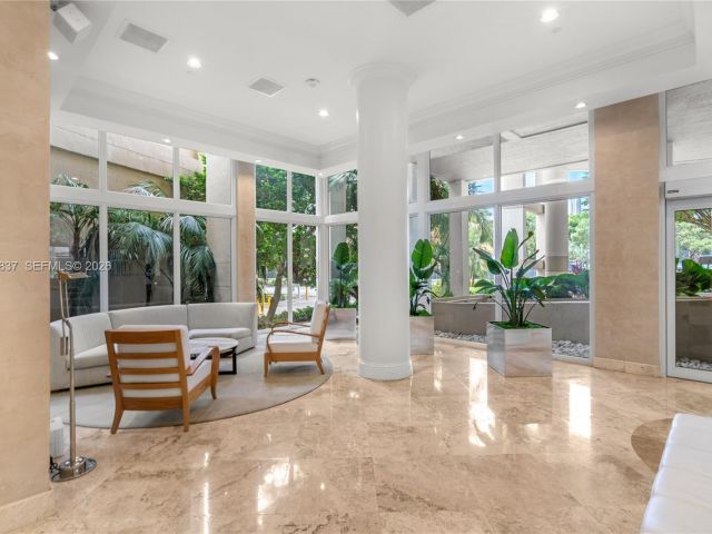 Apartment for sale  Unit #806 - photo 7479099