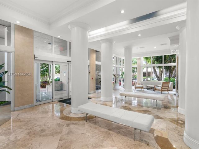 Apartment for sale  Unit #806 - photo 7479100