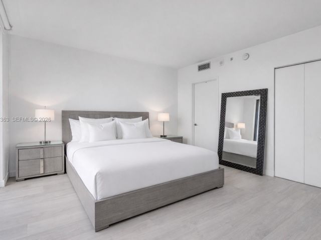 Apartment for sale  Unit #3703 - photo 7508348