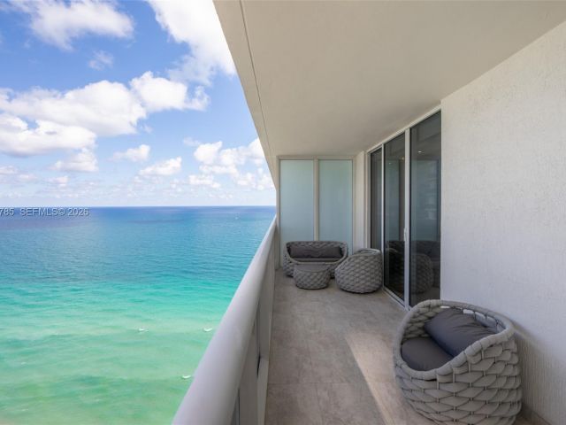 Apartment for sale  Unit #3011 - photo 7499707